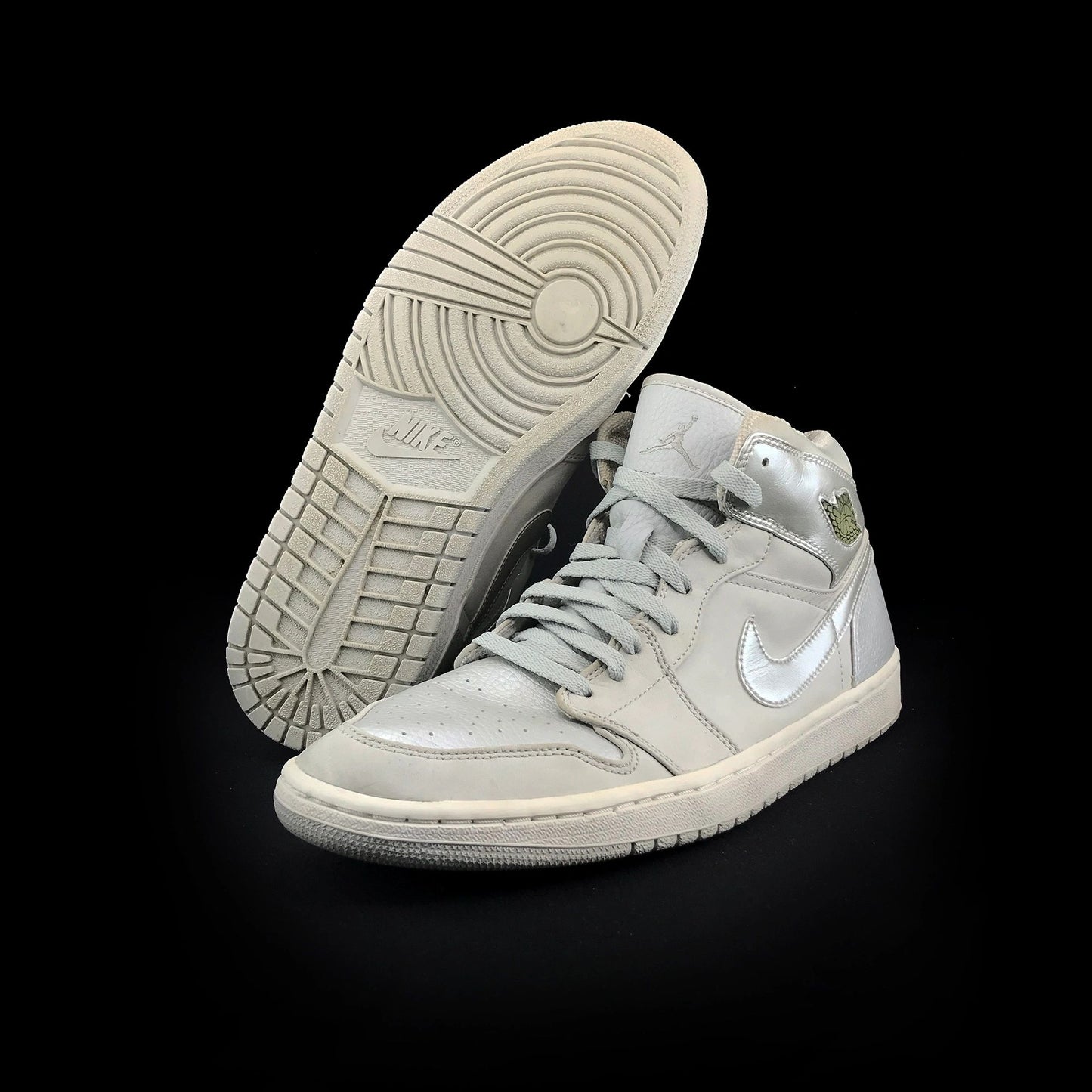 Nike Air Jordan 1 Retro + 2001 Silver 1 of 50K Size 12