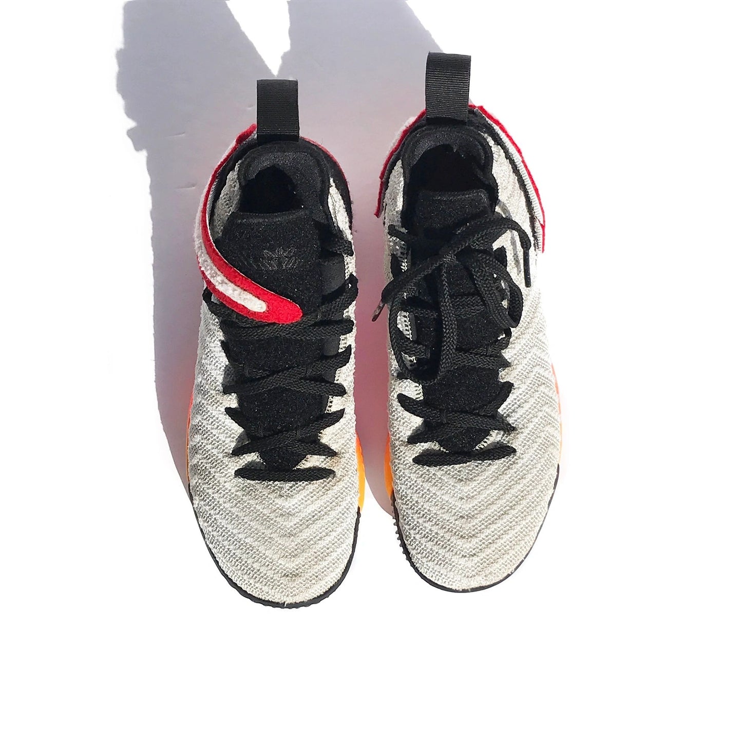 1/1 Nike Air Max/Zoom LeBron 16 w/ Custom Oversized Patches