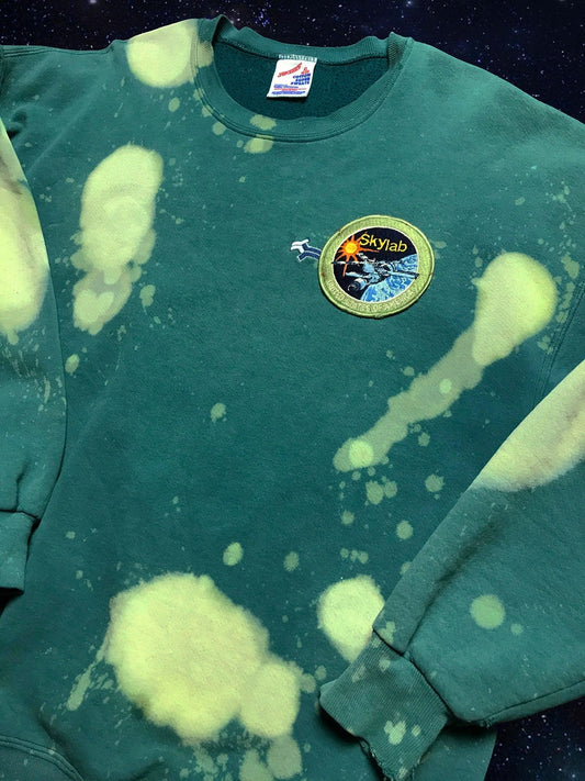 1/1 NASA Skylab USA Russell 90's Bleach Drip Faded Crew Sweatshirt