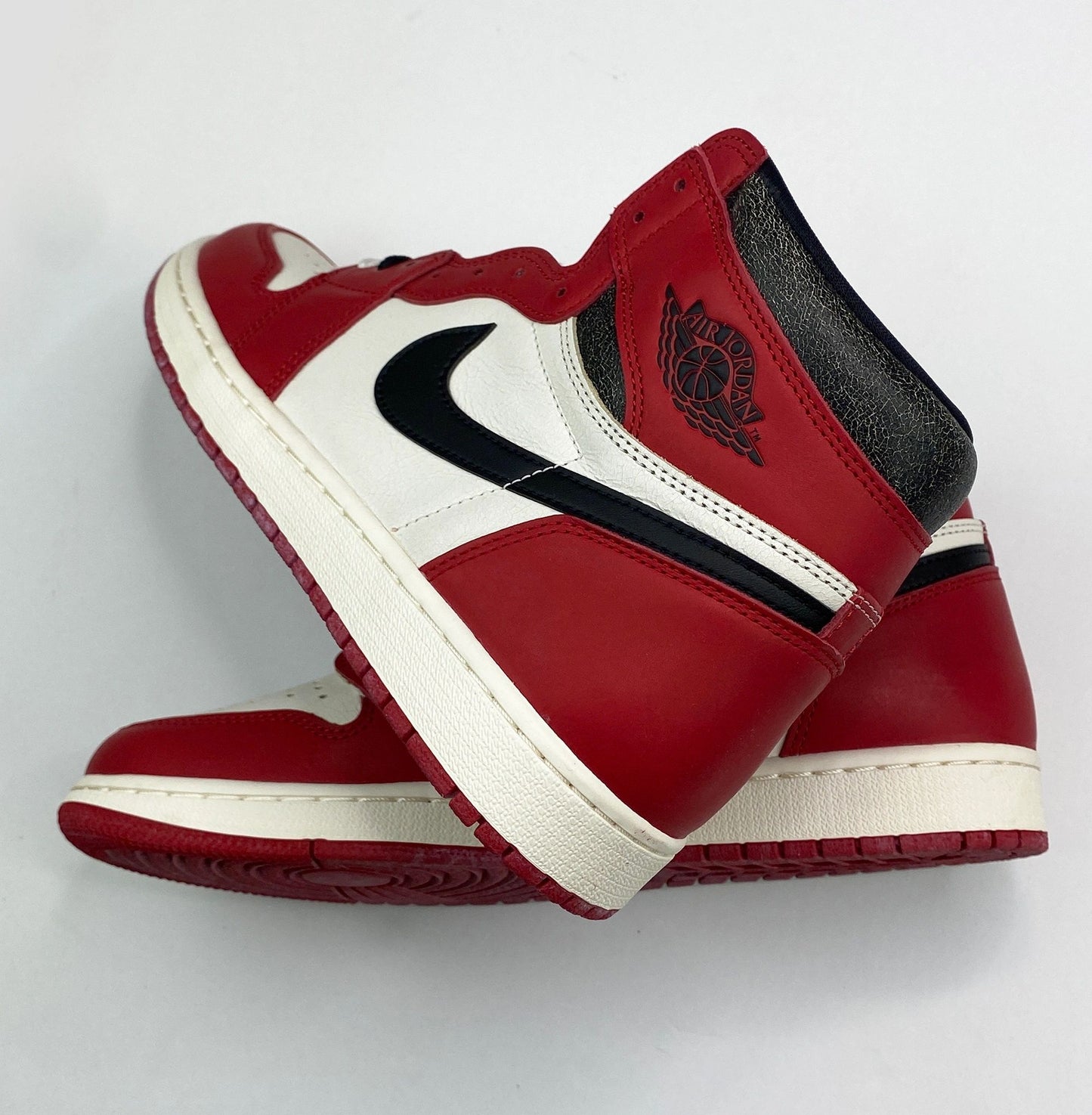Nike Air Jordan 1 Chicago Lost & Found Size 10.5