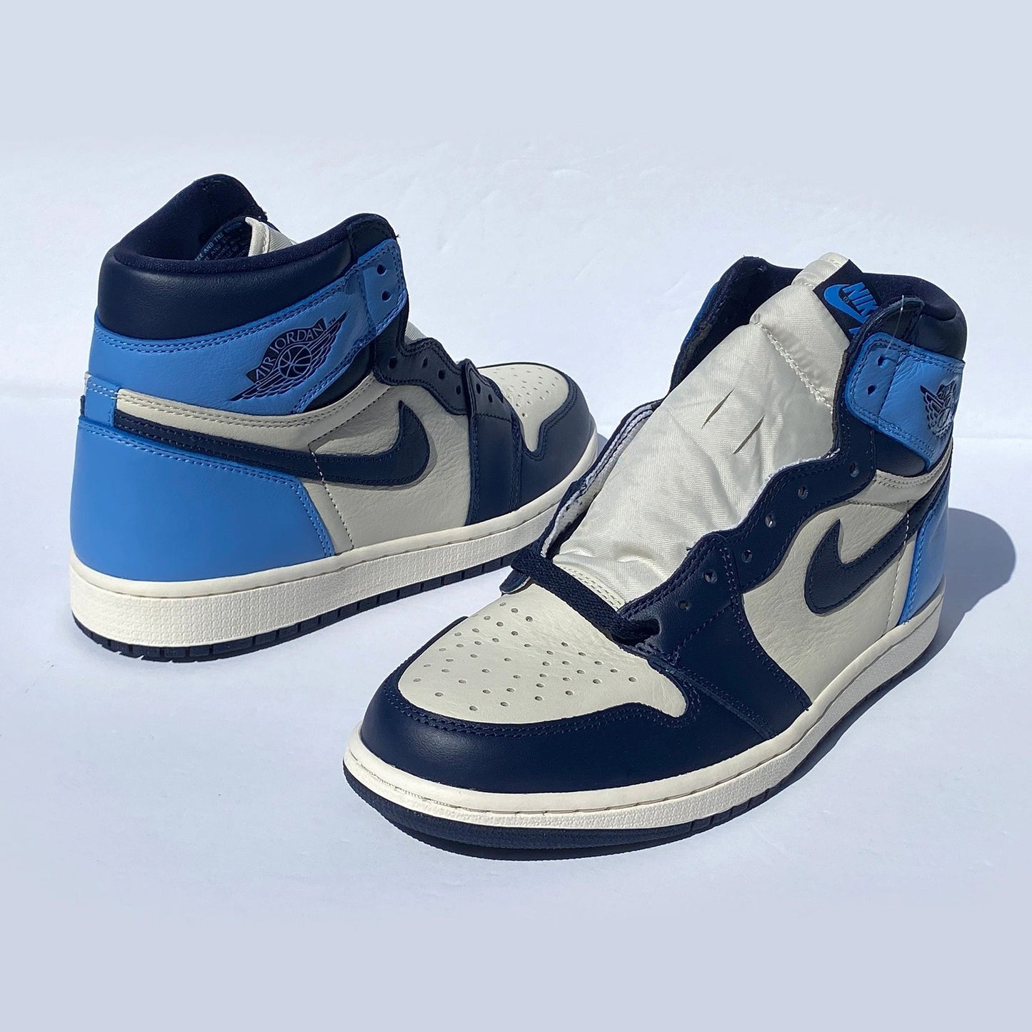 Nike Air Jordan 1 Retro High OG Obsidian Size 11