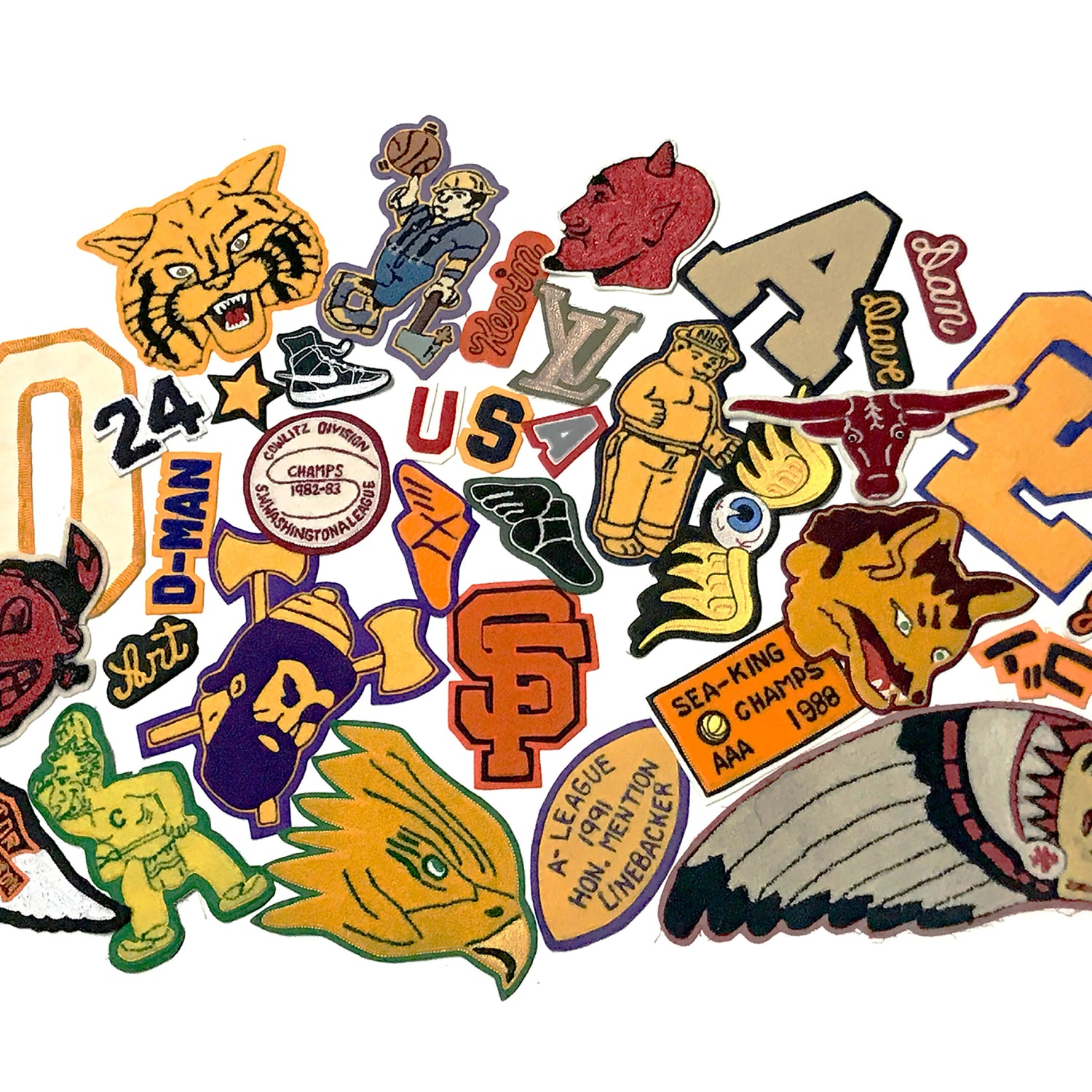 CUSTOM PATCHES & CHAINSTITCH EMBROIDERY