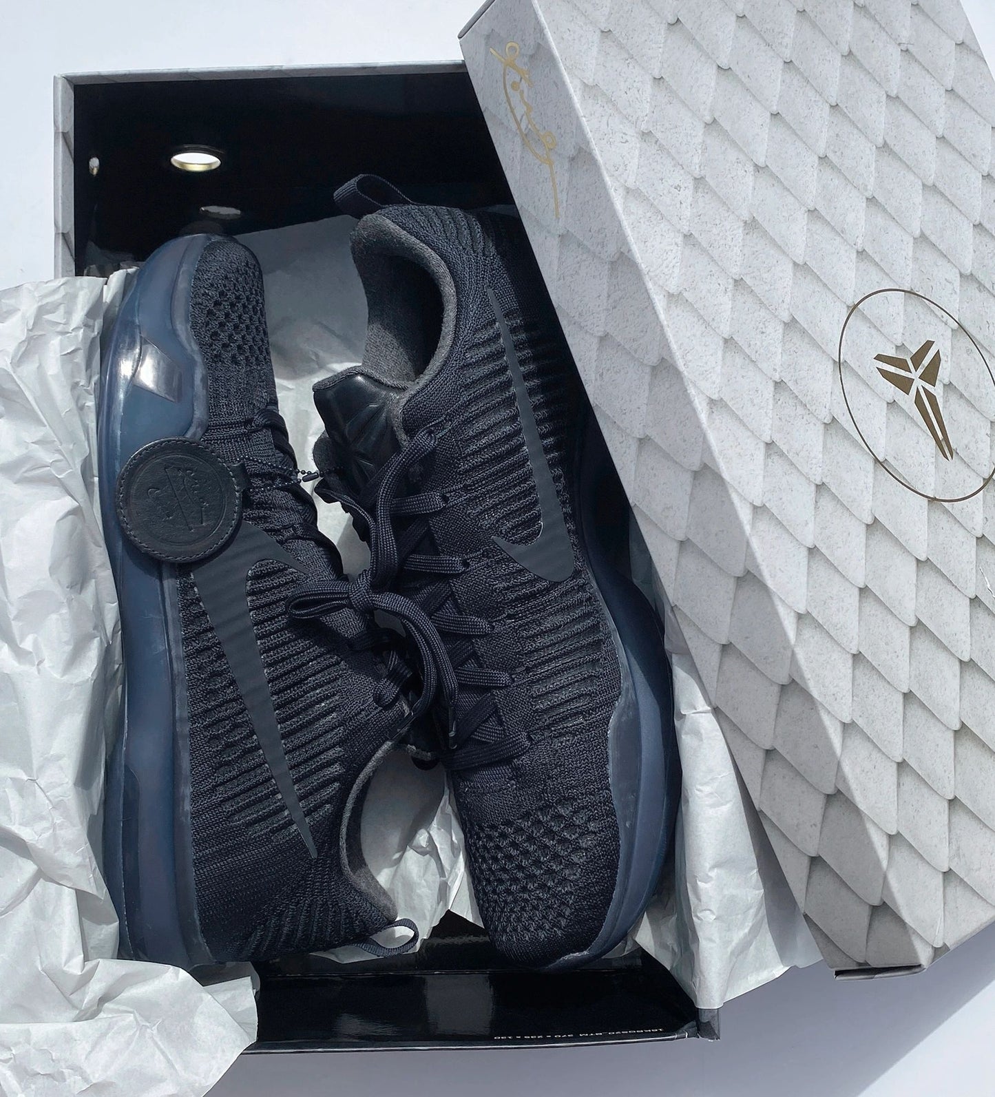 Nike Kobe Bryant X 10 Elite Low Fade To Black Promo Sample