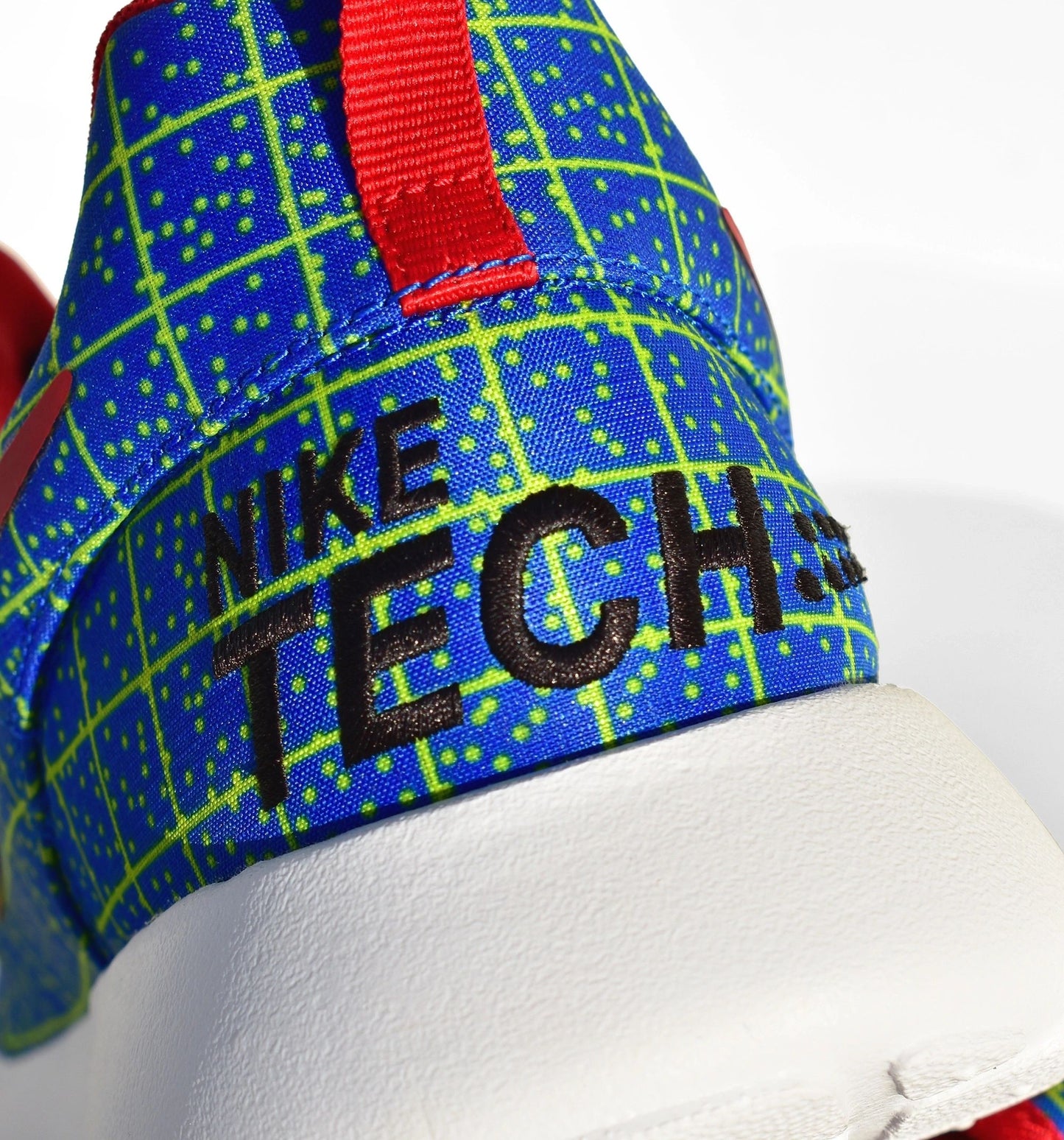 Nike Roshe Run Shoes RARE Tinker Hatfield Sample for Employees Only NEW