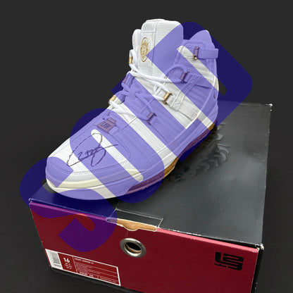 Nike Lebron 3 White/Gold 2005 PE Signed w/ Box Size 16