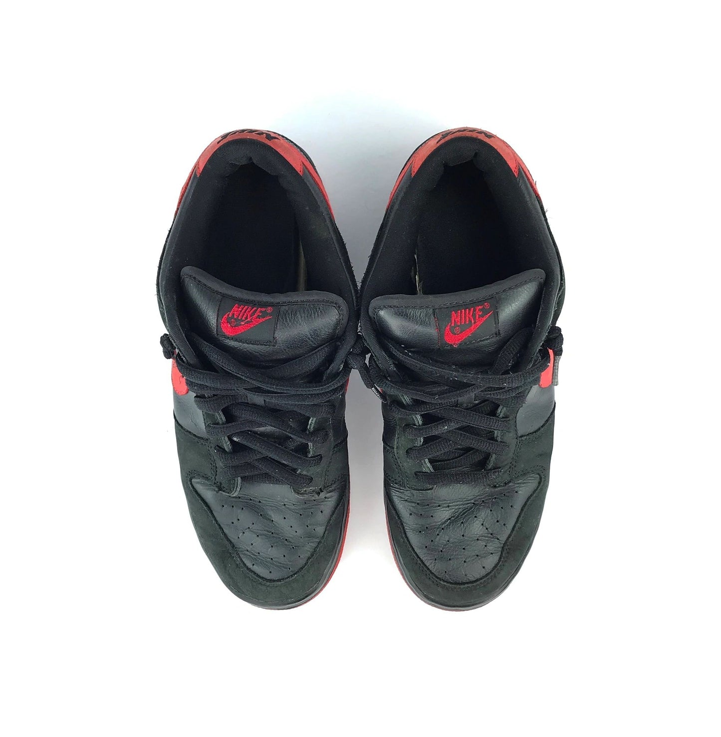 Nike Dunk Low SB 2003 Black/True Red Vamps Size 10.5