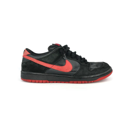 Nike Dunk Low SB 2003 Black/True Red Vamps Size 10.5