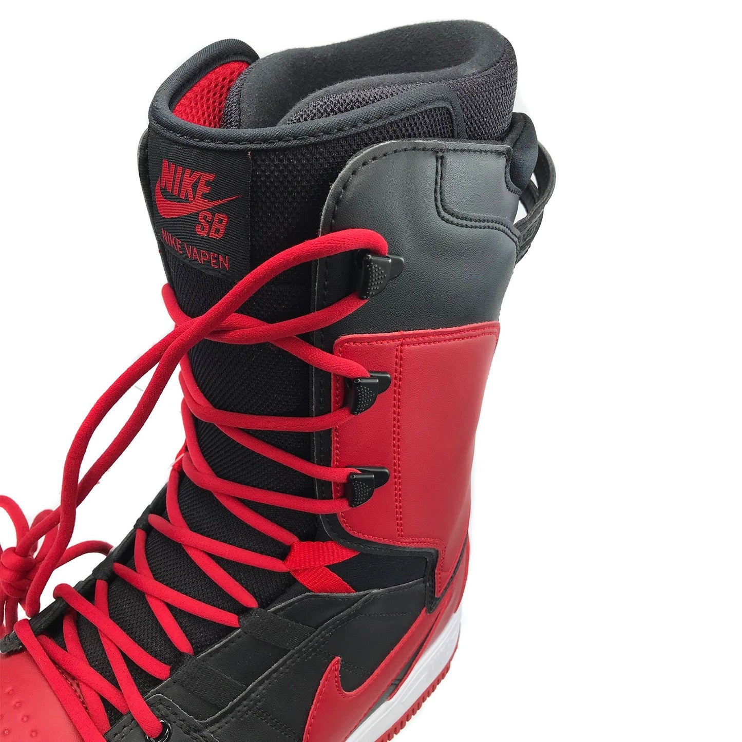 Nike Vapen SB BRED Snowboarding Boots Shoes NEW Sample Size 9.5