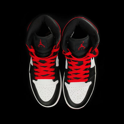 Nike Air Jordan 1 Retro 2008 Release Chicago Black Toe Size 9