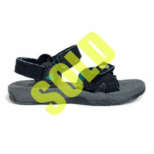 Nike Air Deschutz ACG 1993 Sandals Size 8