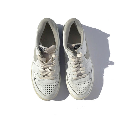 Nike Legend Low 1982 OG Basketball White / Natural Gray Size 9