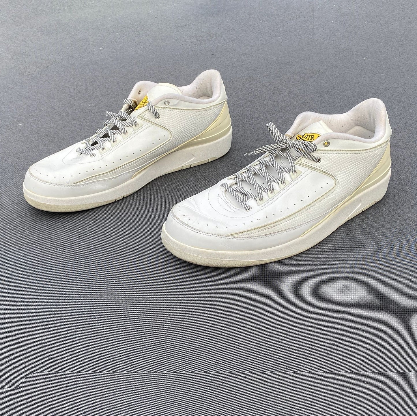Nike Air Jordan 2 Low Retro 2005 Size 13