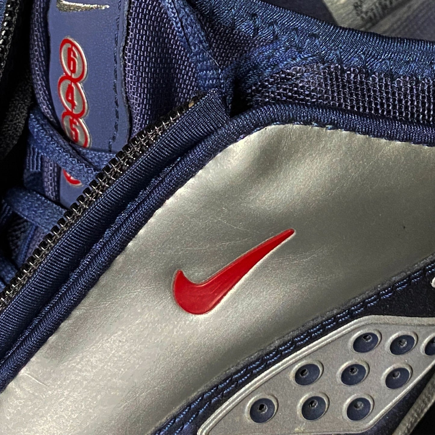 Nike Air Sunder Max Original 2001 Training Shoes