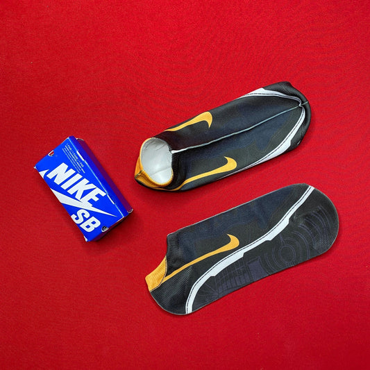 Nike Dunk SB Low Socks + Original Mini Box