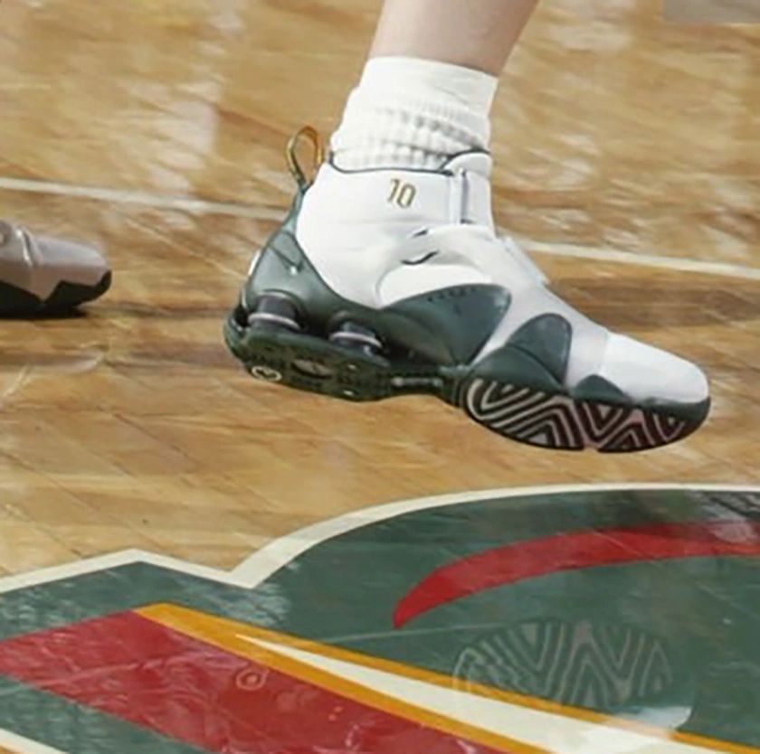 Nike Shox Stunner Sue Bird PE 2002 WNBA Rookie Shoes