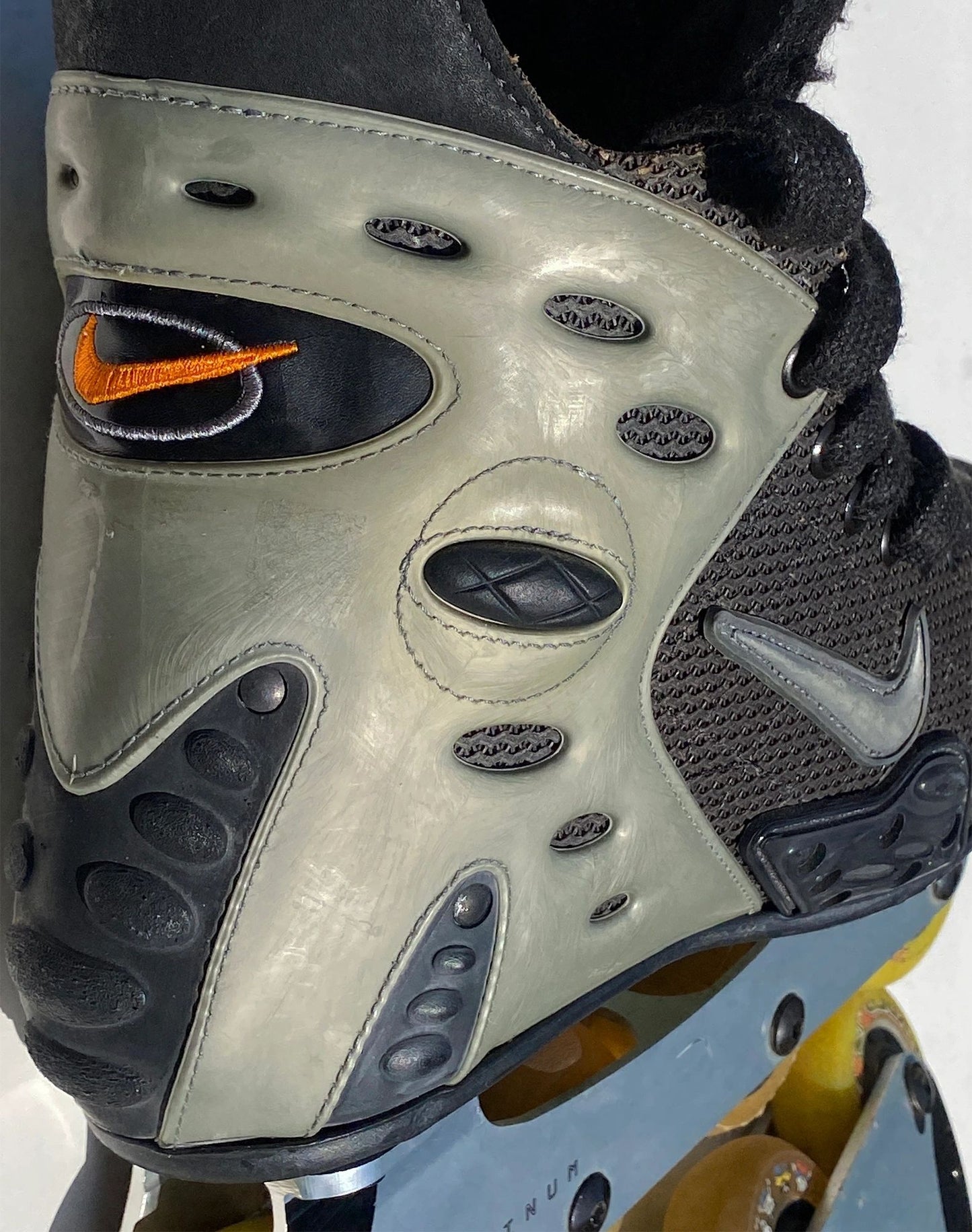 Nike Roller Blade Zoom Air Inline Hockey Skates 1997 Size 10.5