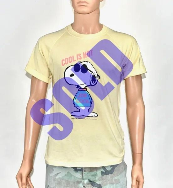 Snoopy Joe Cool 1980s Original T-shirt "COOL IS HOT"