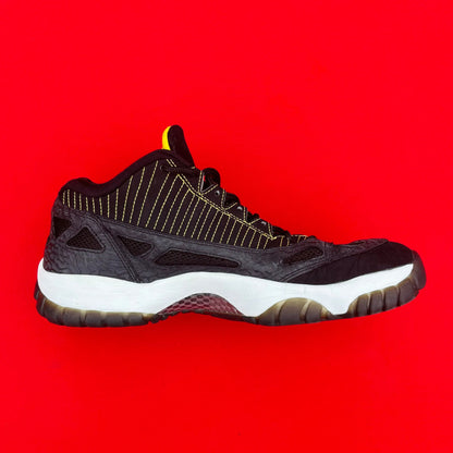 Nike Air Jordan 11 XI Low IE Black / Yellow Zest Size 11.5