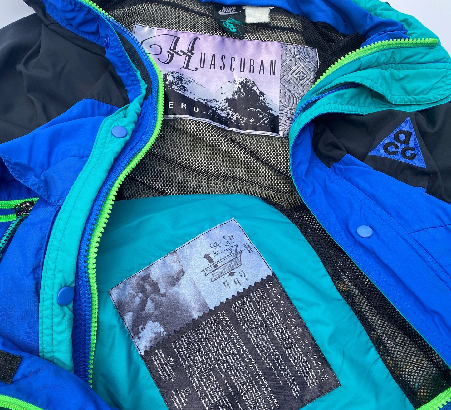 Nike ACG Gore Tex Huascuran Outer Layer Jacket