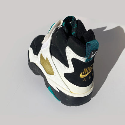 Nike Air Diamond Turf Trainer Deion OG 1993 NEW
