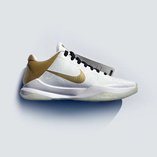 Nike Kobe Bryant V 5 Big Stage Parade Size 3.5