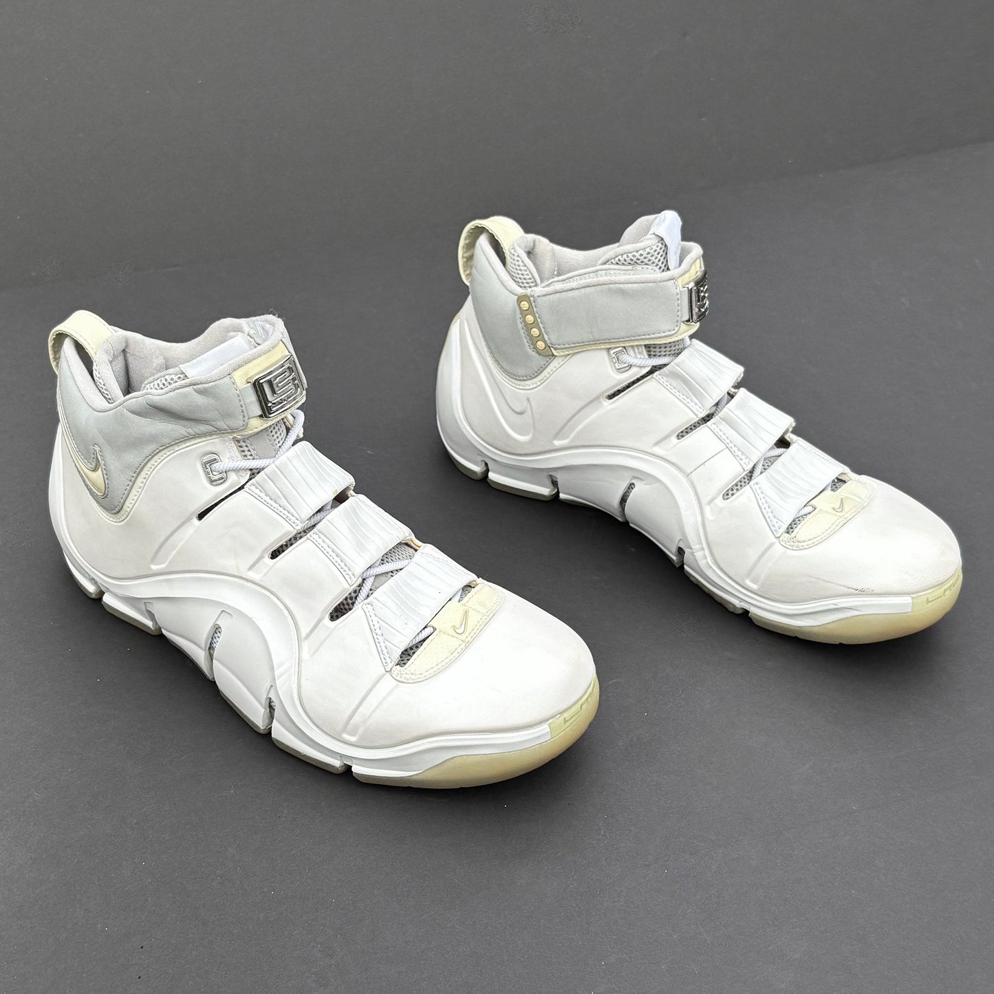 Nike Lebron 4 White / Reflective / Chrome 2006 Size 13