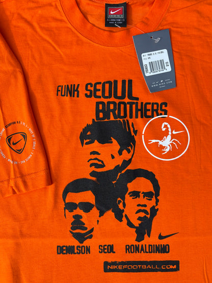 Nike 2002 Soccer World Cup Promo Ronaldinho T-Shirt NEW