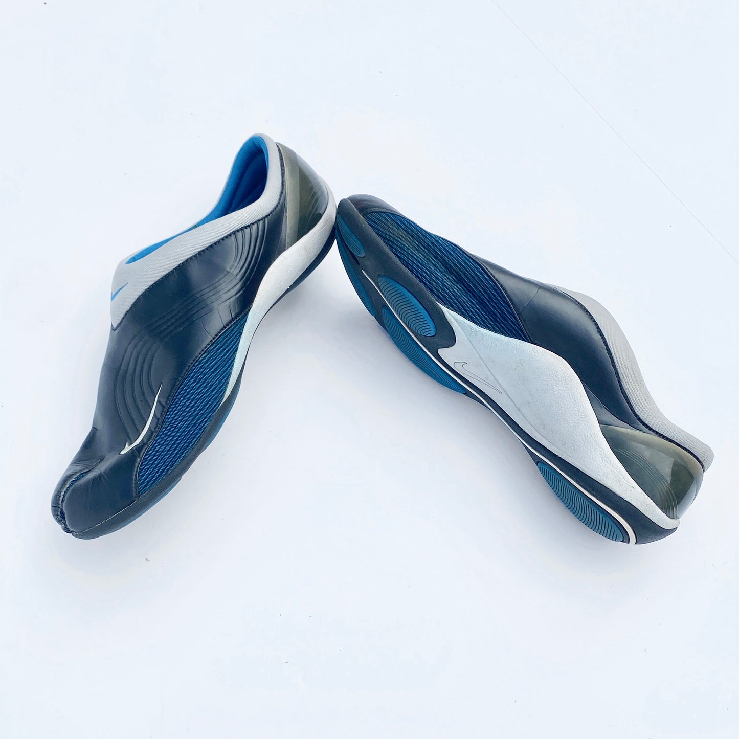 Nike Ikoi Split Toe 2002 Indoor Soccer Slip-On Sample Size 9