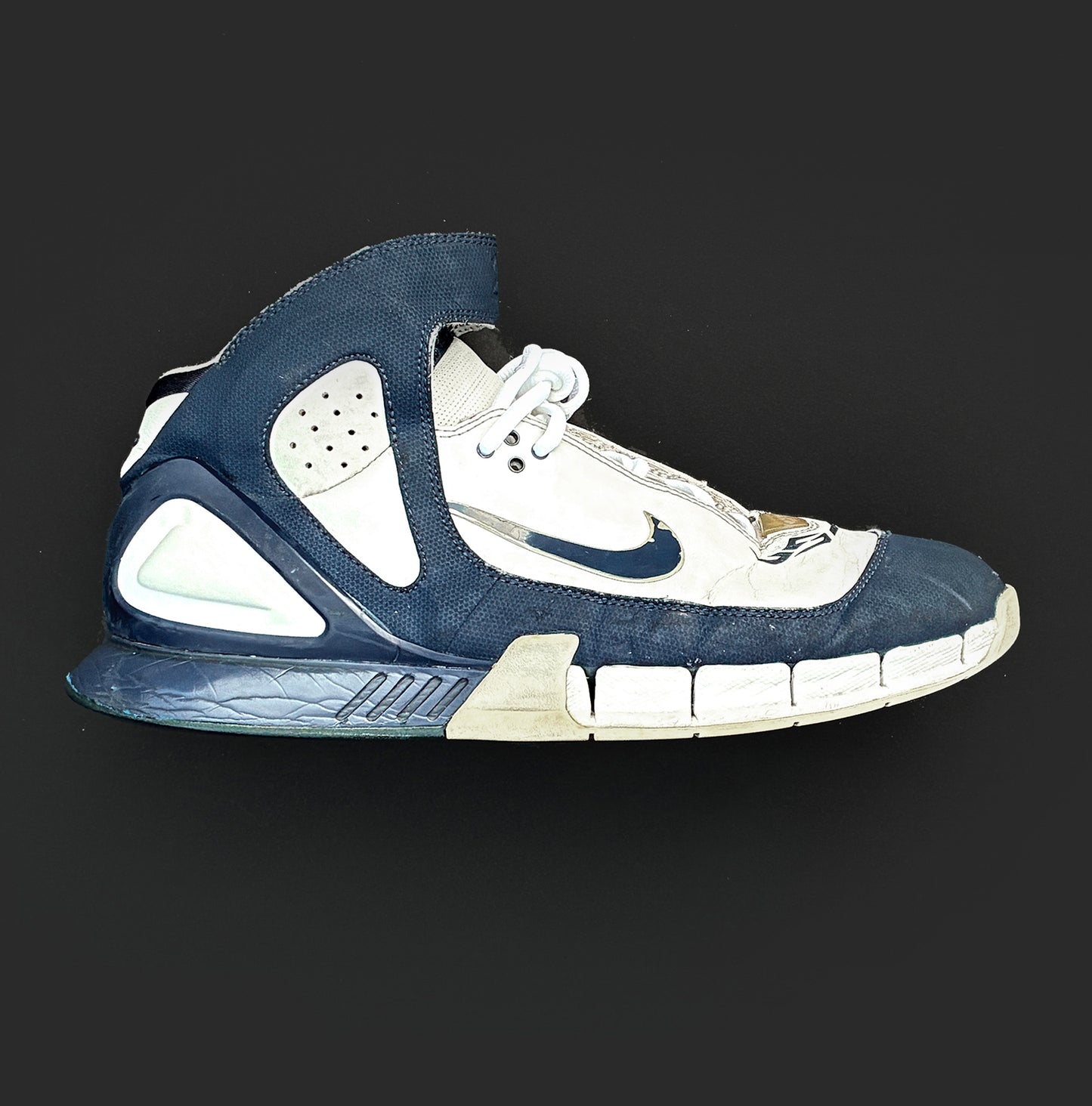 Nike Zoom Air Huarache 2K4 Marshall Faulk Rams PE Sample Size 11.5