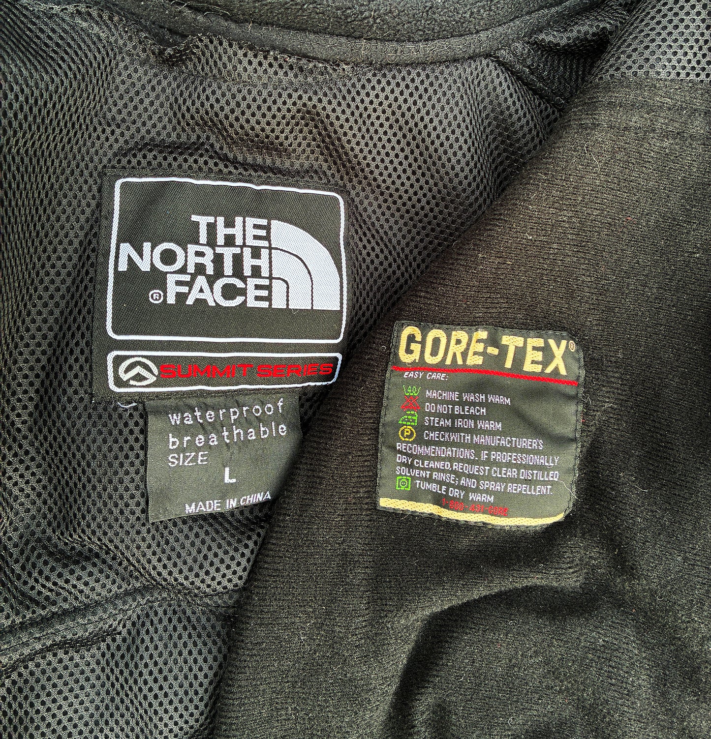 North Face Gore Tex XCR 90's Summit Series Jacket + Fleece Size Large